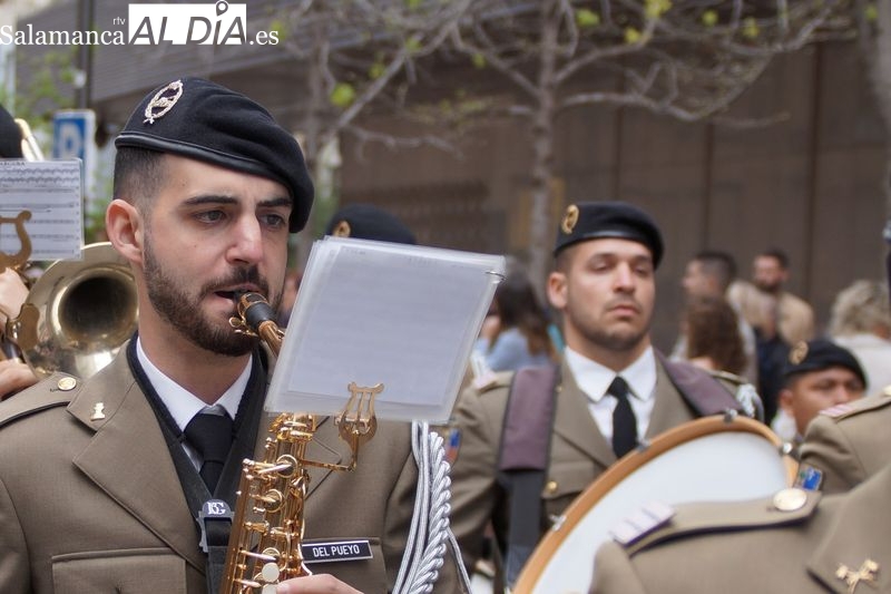Emocionante solo de saxofón del salmantino Javier Del Pueyo Ruiz en Zaragoza