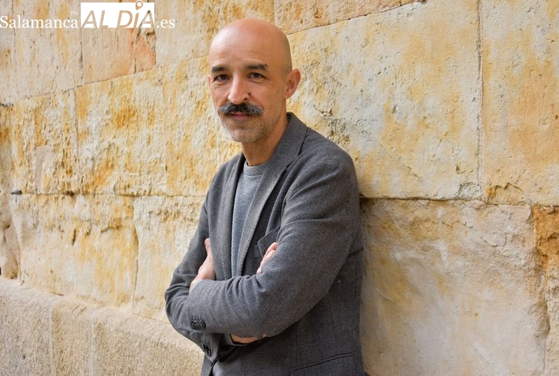 Jesús Carrasco explica en Salamanca las claves de su novela ganadora del Premio Biblioteca Breve 2024