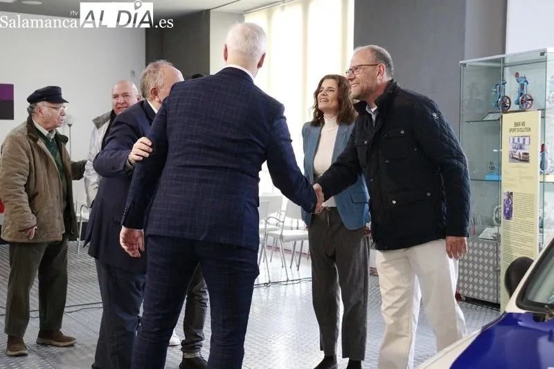 Presentación del nuevo vehículo que se incorpora a la exposición permanente del Museo de Historia de la Automoción. Foto de Raúl Riego    