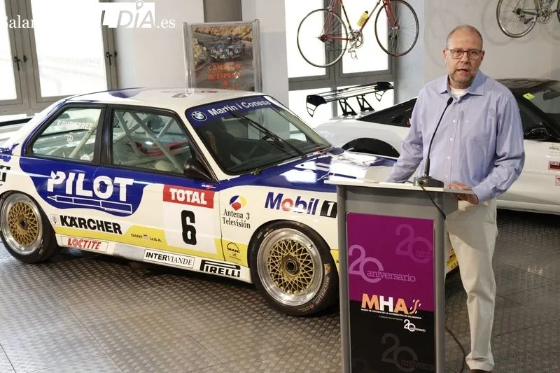 Presentación del nuevo vehículo que se incorpora a la exposición permanente del Museo de Historia de la Automoción. Foto de Raúl Riego    