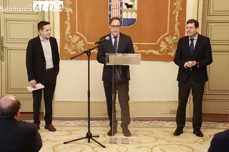 Presentación en el Ayuntamiento del proyecto para desarrollar un Polo Internacional de Innovación de Videojuegos y Animación en Salamanca. Foto de Raúl Riego