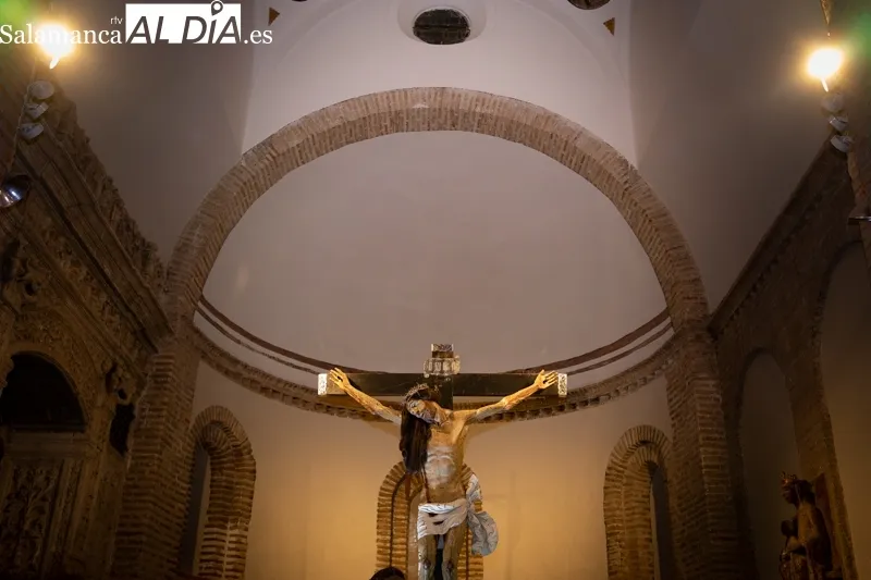Foto 6 - Suspendida la procesi&oacute;n del V&iacute;a Crucis