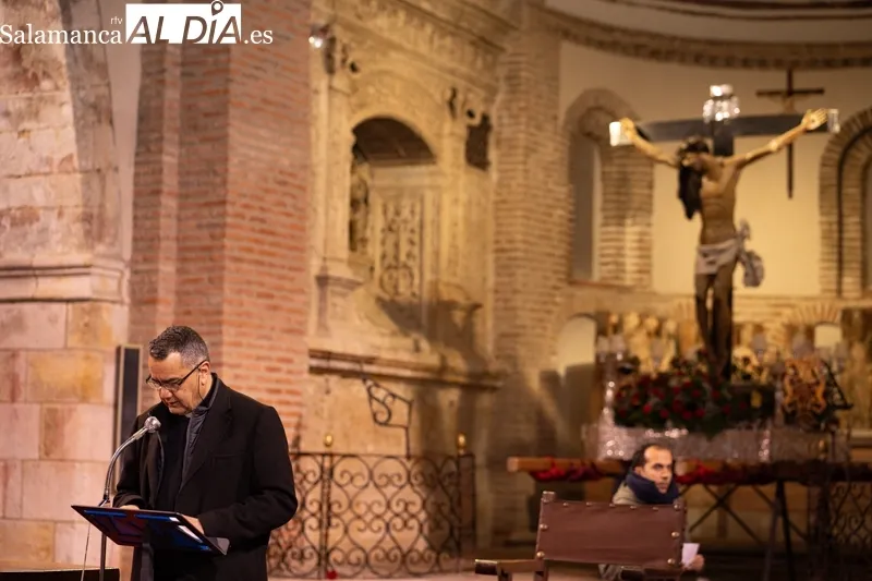 Foto 5 - Suspendida la procesi&oacute;n del V&iacute;a Crucis