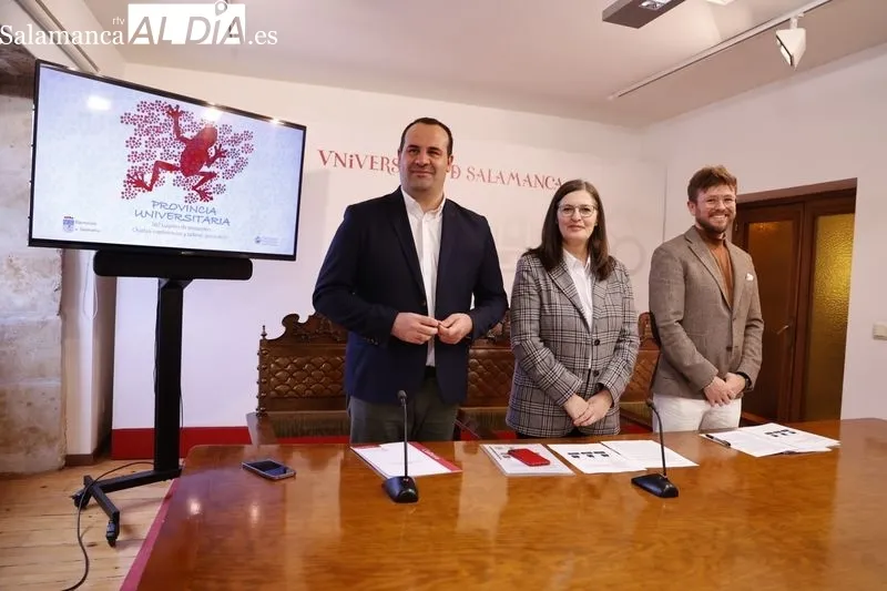 La Universidad de Salamanca y la Diputación Provincial de Salamanca presentan en el Rectorado la nueva edición del programa Provincia Universitaria. Foto de David Sañudo
