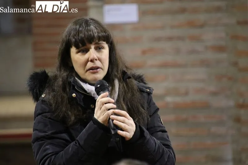 Foto 3 - La imagen de San Miguel vuelve a Alba completamente restaurada