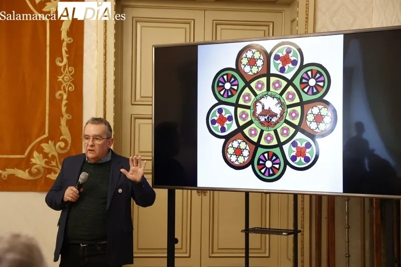 Presentación en el Ayuntamiento de la alfombra floral que enriquecerá la Semana Santa de Salamanca. Foto de David Sañudo