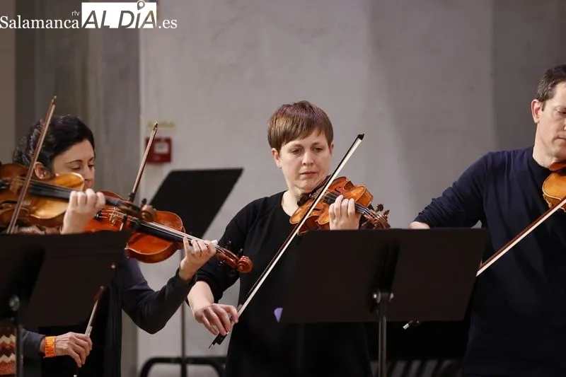 Fantástico concierto con la presencia de más de 110 violinistas de CyL   | FOTOS: David Sañudo 