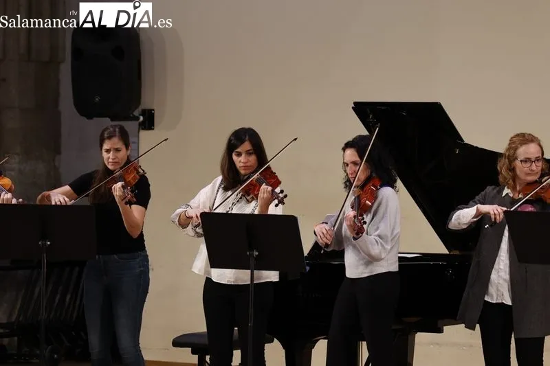 Fantástico concierto con la presencia de más de 110 violinistas de CyL   | FOTOS: David Sañudo 