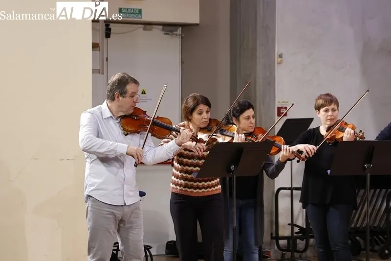 Fantástico concierto con la presencia de más de 110 violinistas de CyL   | FOTOS: David Sañudo 