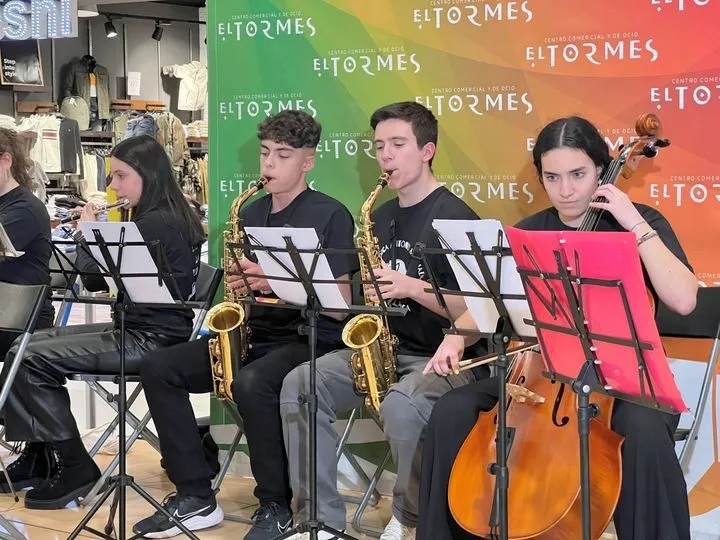 Actuación Especial de la Joven Orquesta Antonio Machado en El Tormes 