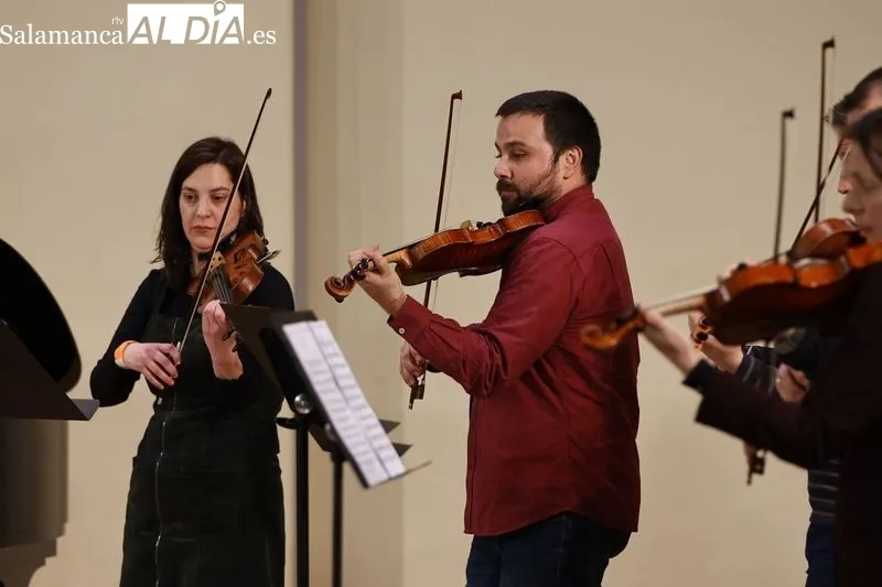 Fantástico concierto con la presencia de más de 110 violinistas de CyL   | FOTOS: David Sañudo 