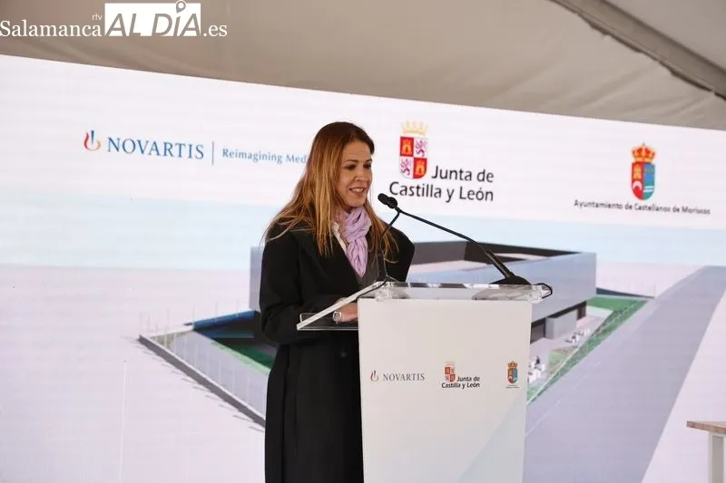 Visita a las obras de la nueva planta de Novartis en Castellanos de Moriscos con la presencia del presidente de la Junta de Castilla y León, Alfonso Fernández Mañueco, y otras autoridades. Foto de David Sañudo