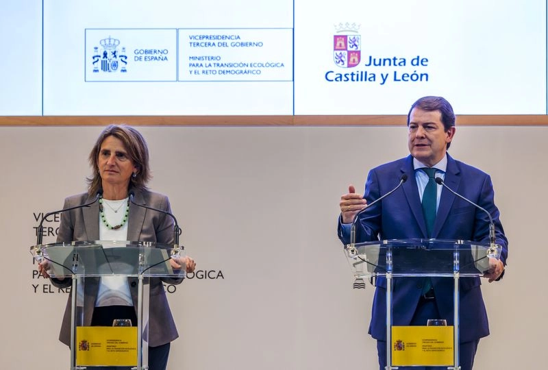 Mañueco solicita al Gobierno medidas contra la despoblación