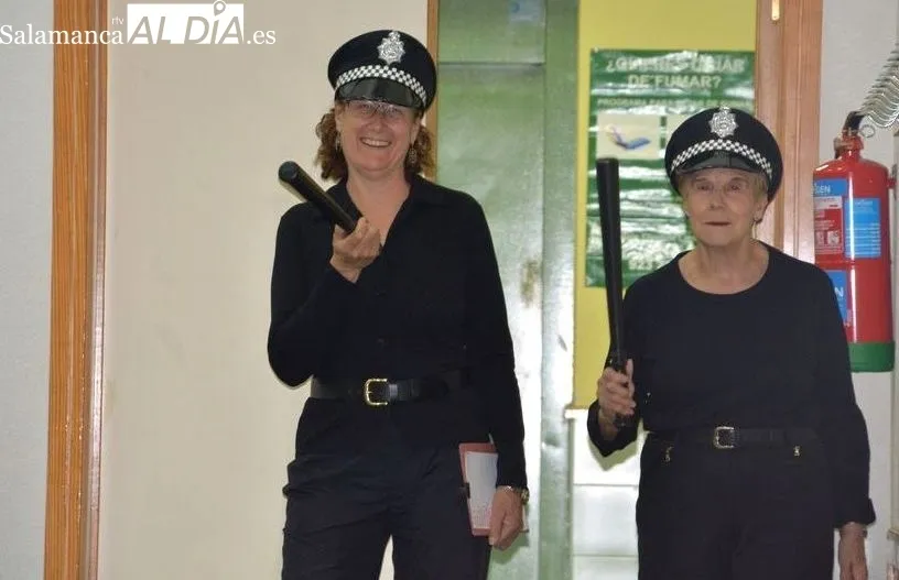 La Compañía Códice actúa el 6 de junio en la biblioteca municipal Torrente Ballester