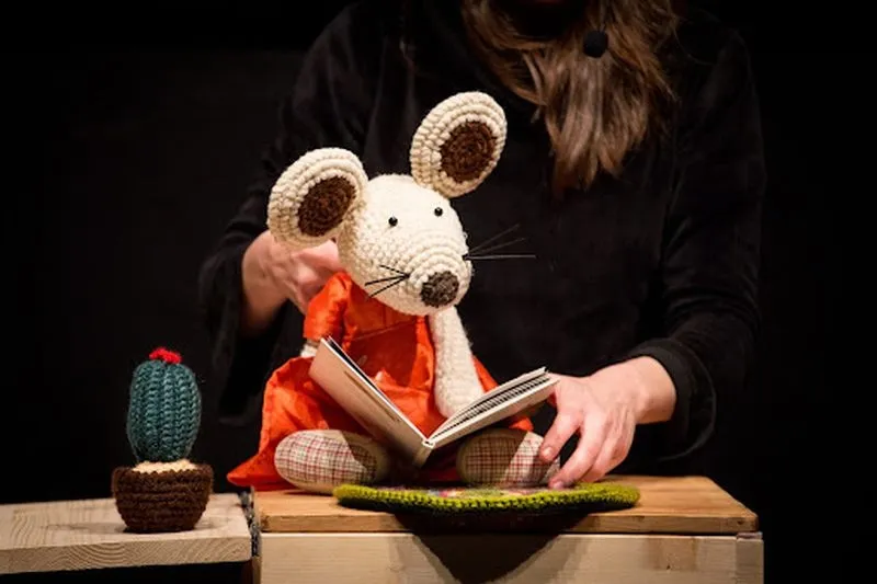 Del 13 al 17 de mayo en bibliotecas municipales de Salamanca actúa Deliri (Barcelona) con la obra 'La ratita Martina y el ratón Antón'