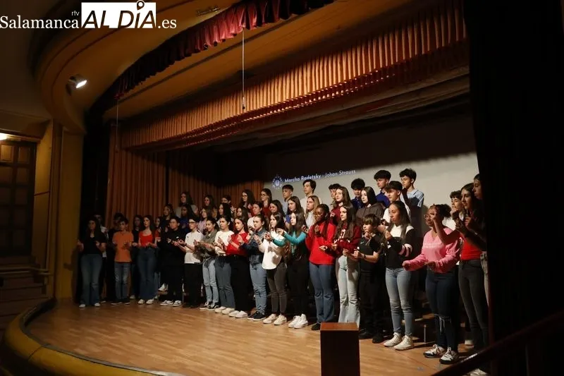 Inicio de las celebraciones del 150 aniversario de Colegio Sagrada Familia - Siervas de San José. Fotos: David Sañudo