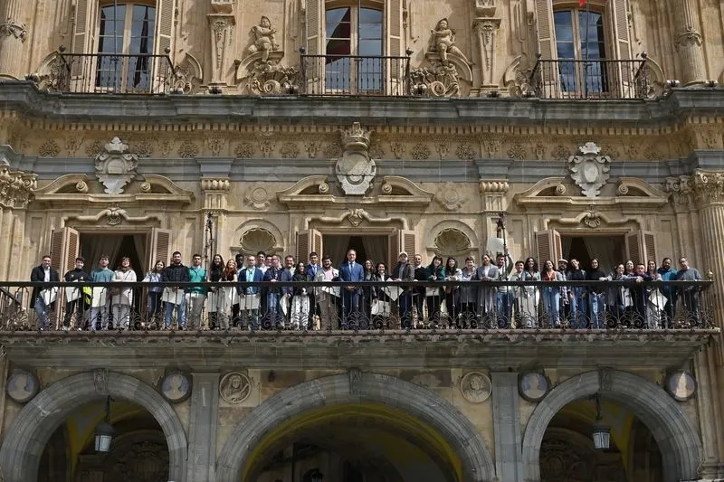 Entrega de los premios a las 21 asociaciones juveniles de la ciudad que han resultado ganadoras en el XIV Concurso de Proyectos Juveniles