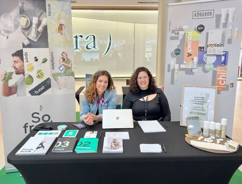 II Feria de empleo 'El talento tiene un plan' en el Centro Comercial El Tormes. Foto: CCET