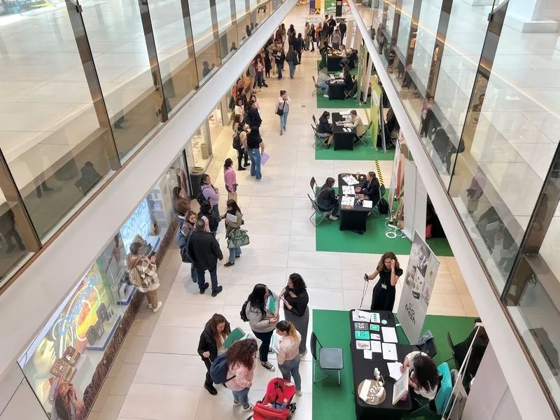 II Feria de empleo 'El talento tiene un plan' en el Centro Comercial El Tormes. Foto: CCET