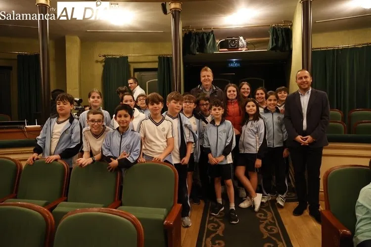 Más de 1.800 escolares participarán esta semana en el programa de ‘Teatro en inglés’  | FOTOS: David Sañudo 