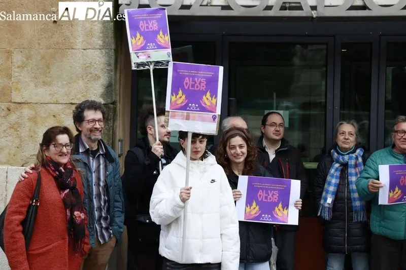 Concentración de Movimiento Feminista de Salamanca. Fotos: Raúl González Riego.