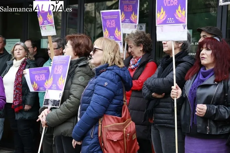 Concentración de Movimiento Feminista de Salamanca. Fotos: Raúl González Riego.