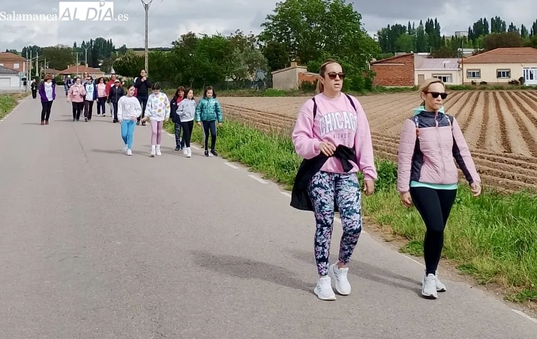 Foto 3 - Las Villas se vuelcan en su esperada XXX Marcha Solidaria