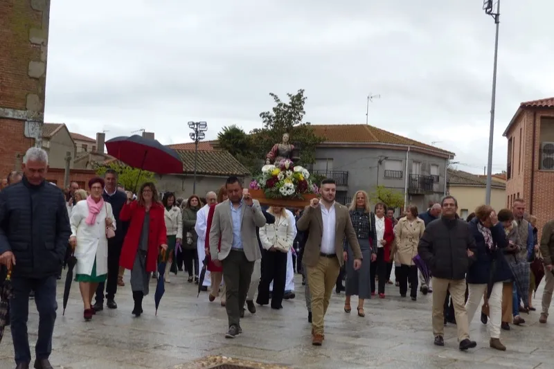 Villoria honraba en las calles a Santa Barbara 