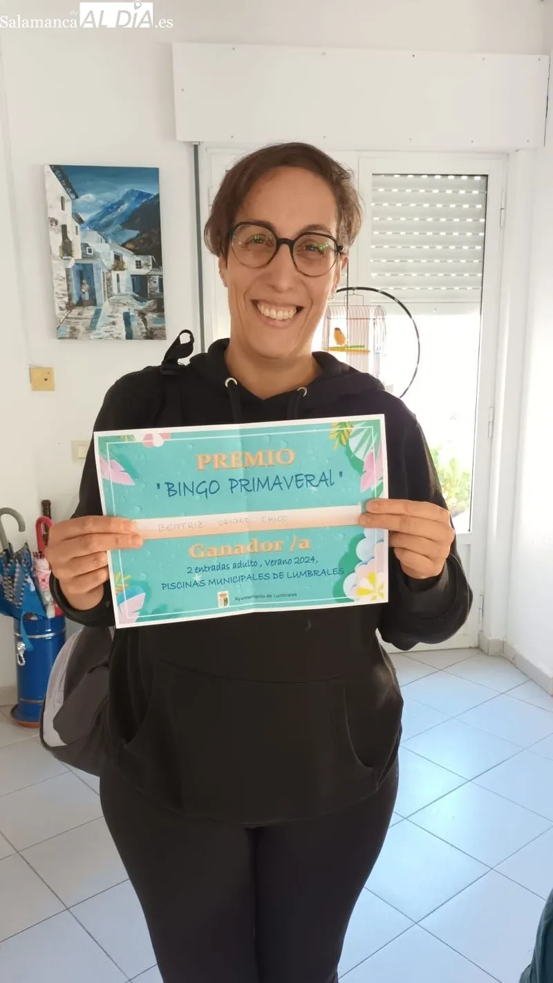 En la tarde de juego participaron cerca de un centenar de vecinos de todas las edades