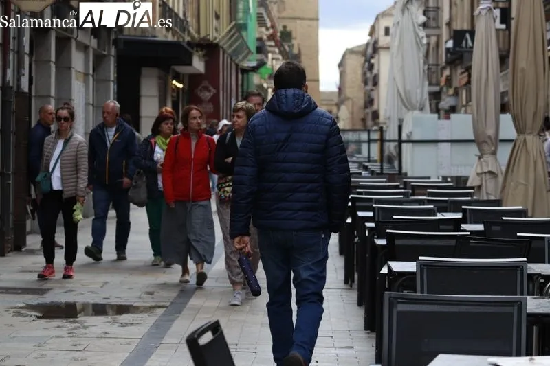 Ambiente en el centro de Salamanca el domingo. Fotos: Raúl González Riego.