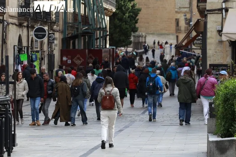 Ambiente en el centro de Salamanca el domingo. Fotos: Raúl González Riego.