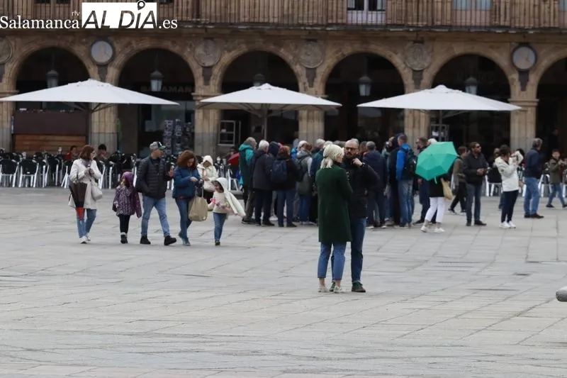 Ambiente en el centro de Salamanca el domingo. Fotos: Raúl González Riego.