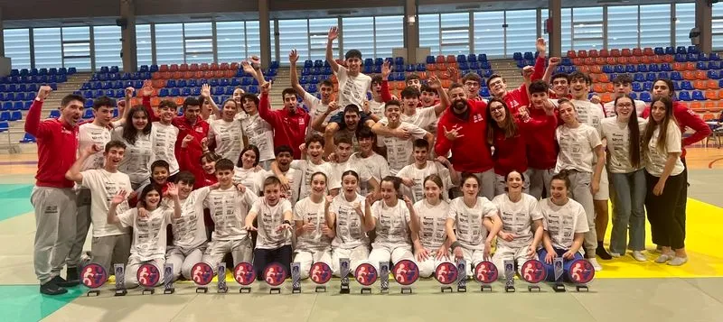 Deportistas del Club Doryoku en el Campeonato Autonómico infantil y cadete de Castilla y León