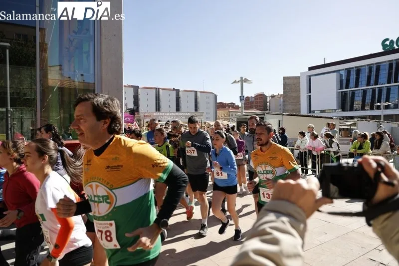 Carrera popular del 23 de abril. Fotos: David Sañudo.