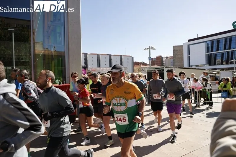 Carrera popular del 23 de abril. Fotos: David Sañudo.