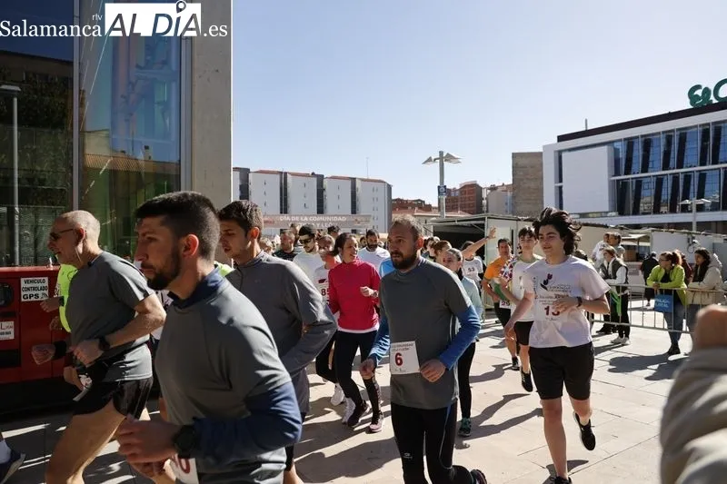 Carrera popular del 23 de abril. Fotos: David Sañudo.