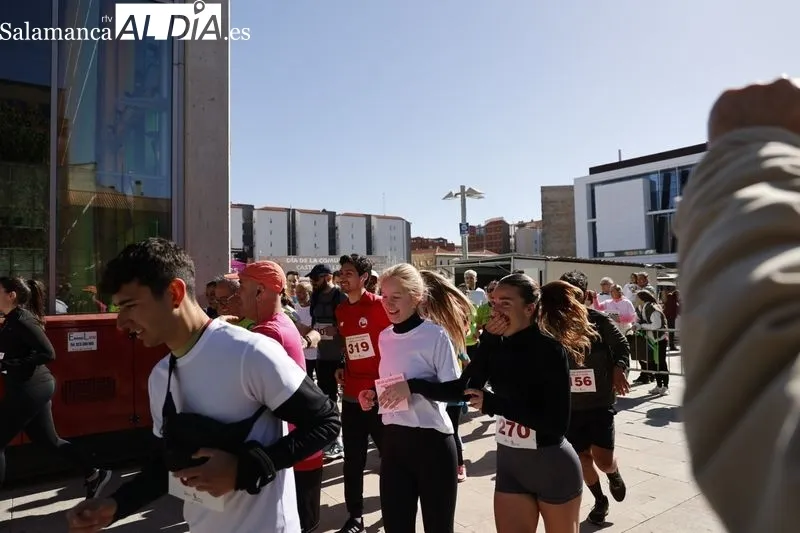 Carrera popular del 23 de abril. Fotos: David Sañudo.