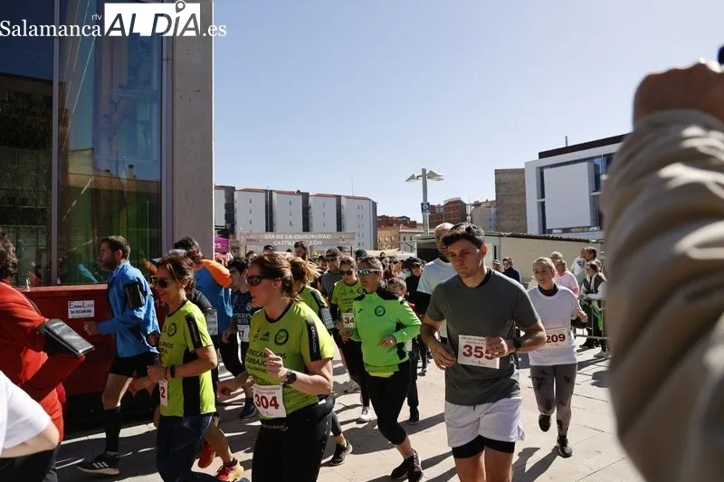 Carrera popular del 23 de abril. Fotos: David Sañudo.