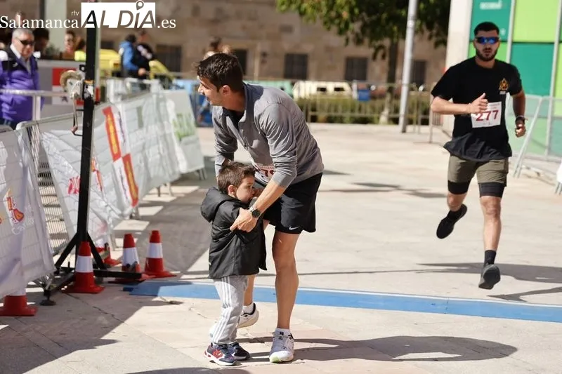 Carrera popular del 23 de abril. Fotos: David Sañudo.