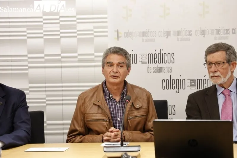 Sesiones divulgativas sobre enfermedades crónicas en el Colegio Oficial de Médicos. Foto: David Sañudo.