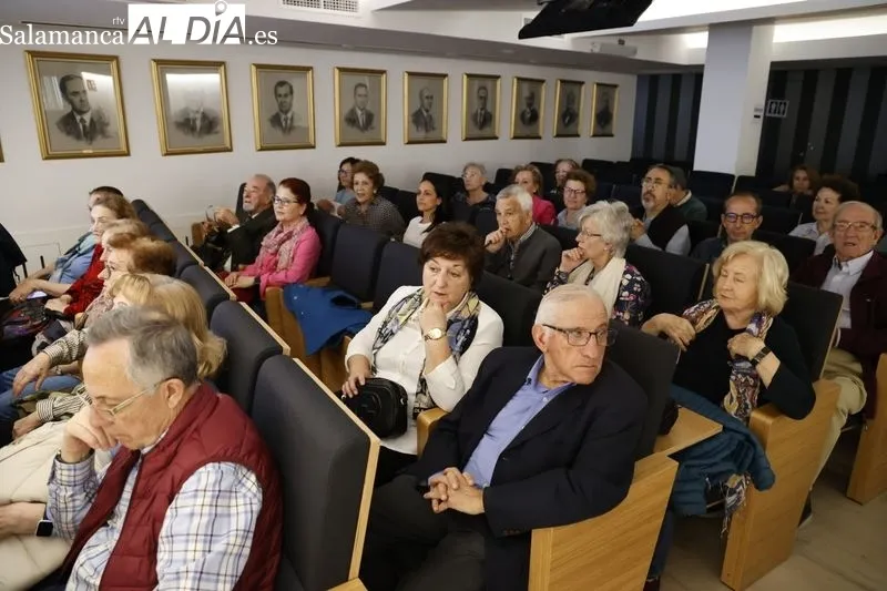Sesiones divulgativas sobre enfermedades crónicas en el Colegio Oficial de Médicos. Foto: David Sañudo.