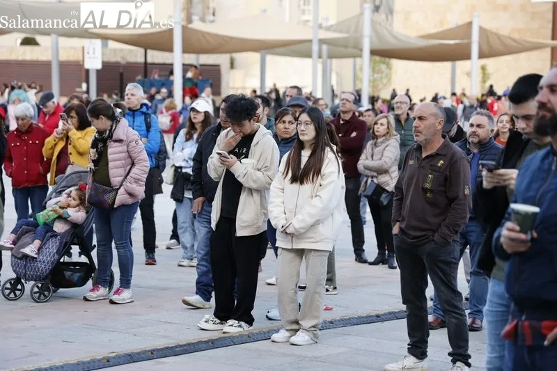 Concierto de Carameloraro en la plaza de la Concordia. Fotos: David Sañudo.