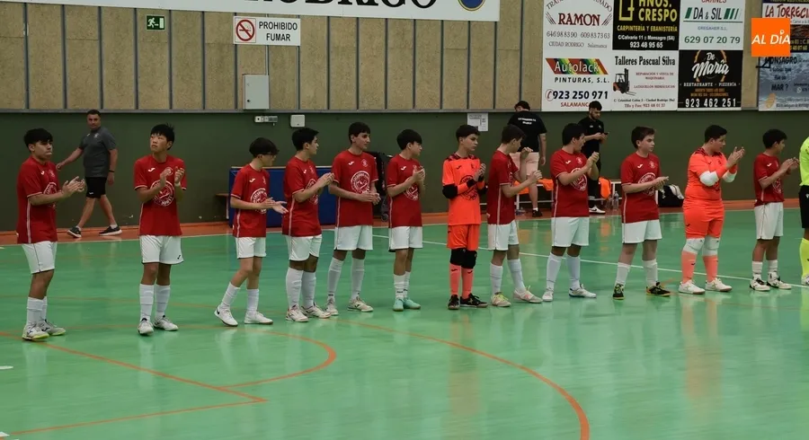 Foto 4 - Victoria local en infantiles y tablas en cadetes en el doble duelo entre III Columnas y Alhambra