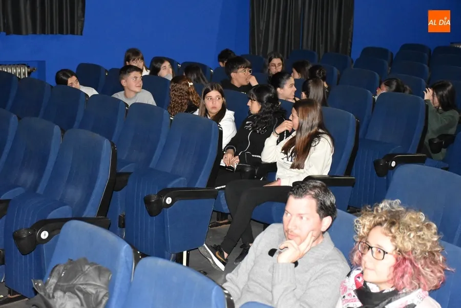 Foto 6 - Completadas las sesiones para escolares de EDUCAFICCI-ON con 10 cortometrajes