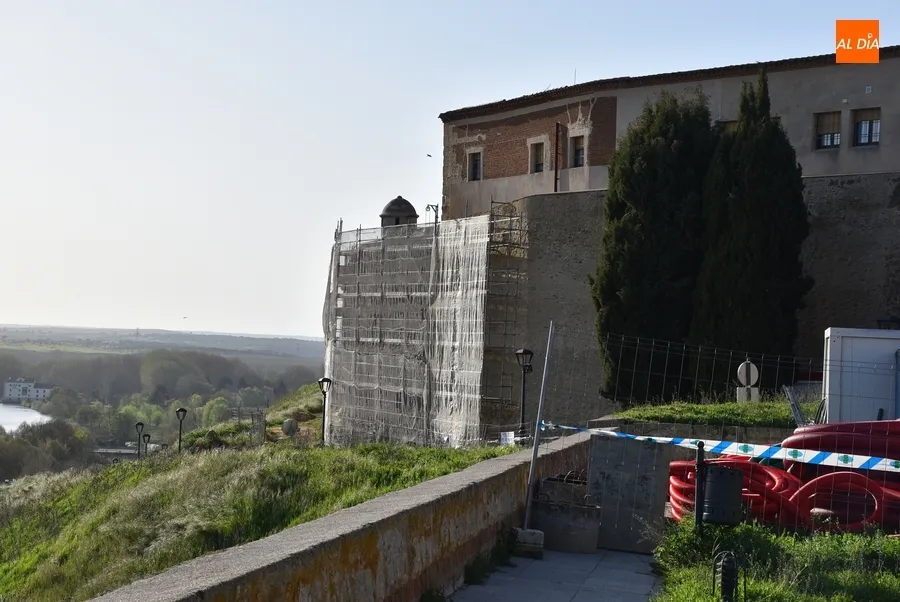 Foto 6 - El Consejo de Ministros aprueba 417.000&euro; adicionales para las obras de emergencia de la muralla