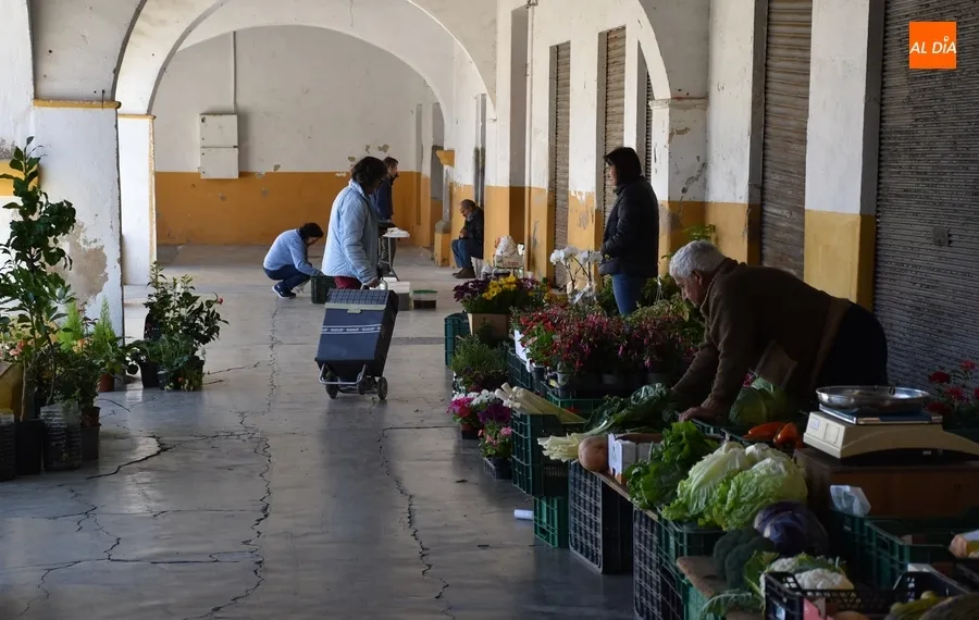 Foto 2 - El 23 de abril adelanta al lunes el cl&aacute;sico mercado de los martes