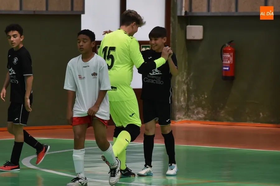 Foto 5 - C&oacute;moda tarde para los infantiles y cadetes regionales del III Columnas ante sendos equipos leoneses