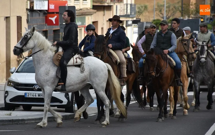 Foto 7 - Inician su cabalgada los 26 jinetes participantes en la Ruta Ecuestre de las Fortificaciones