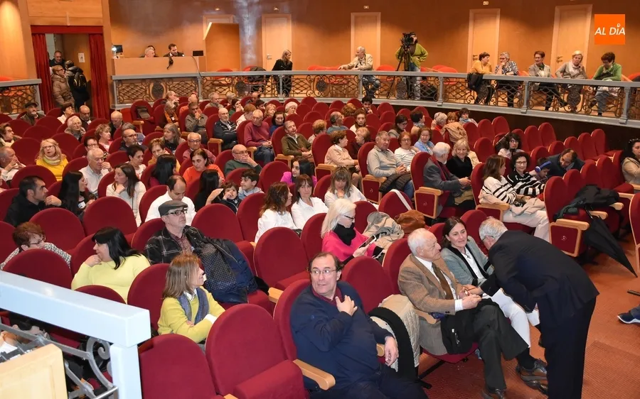 Foto 2 - FICCI-ON entrega con un canto a la paz los premios de su 13&ordf; edici&oacute;n