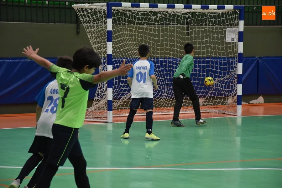 Foto 3 - Liminares B se lleva la Final Four Benjam&iacute;n de los Juegos Escolares